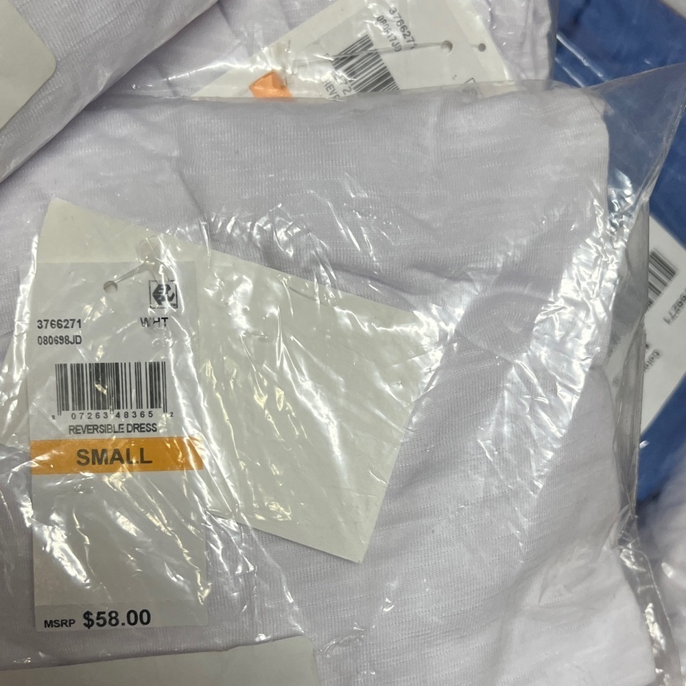 BECCA BY REBECCA VIRTUE Reversible Swim Cover Mini Dress in White NWT - Picture 3 of 6